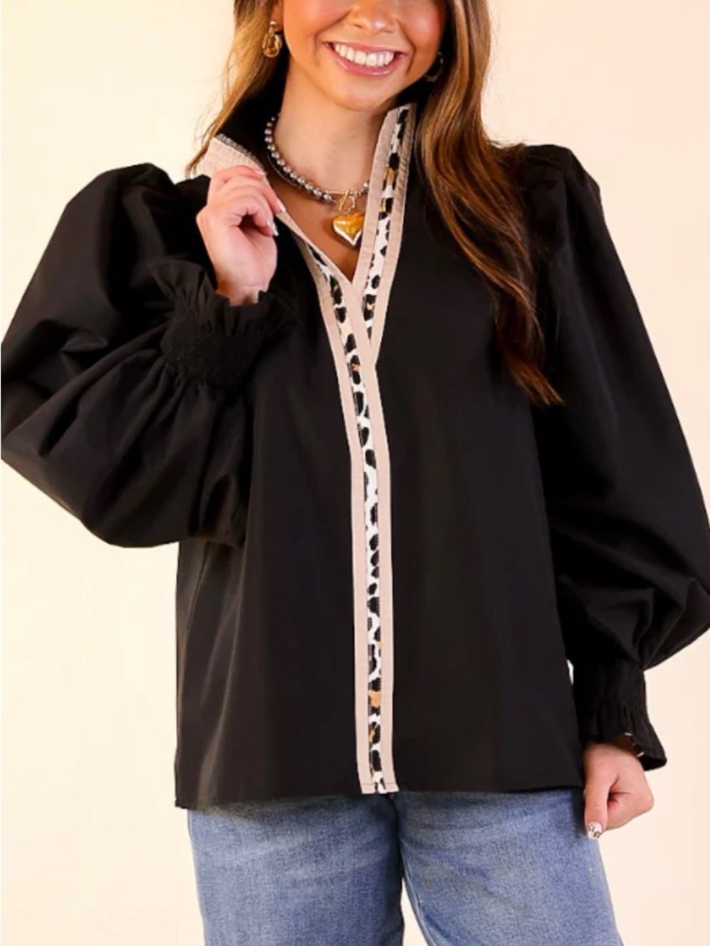 STUNNING ENTRO Small Black Puff-Sleeve V-Neck Top with Leopard Trim